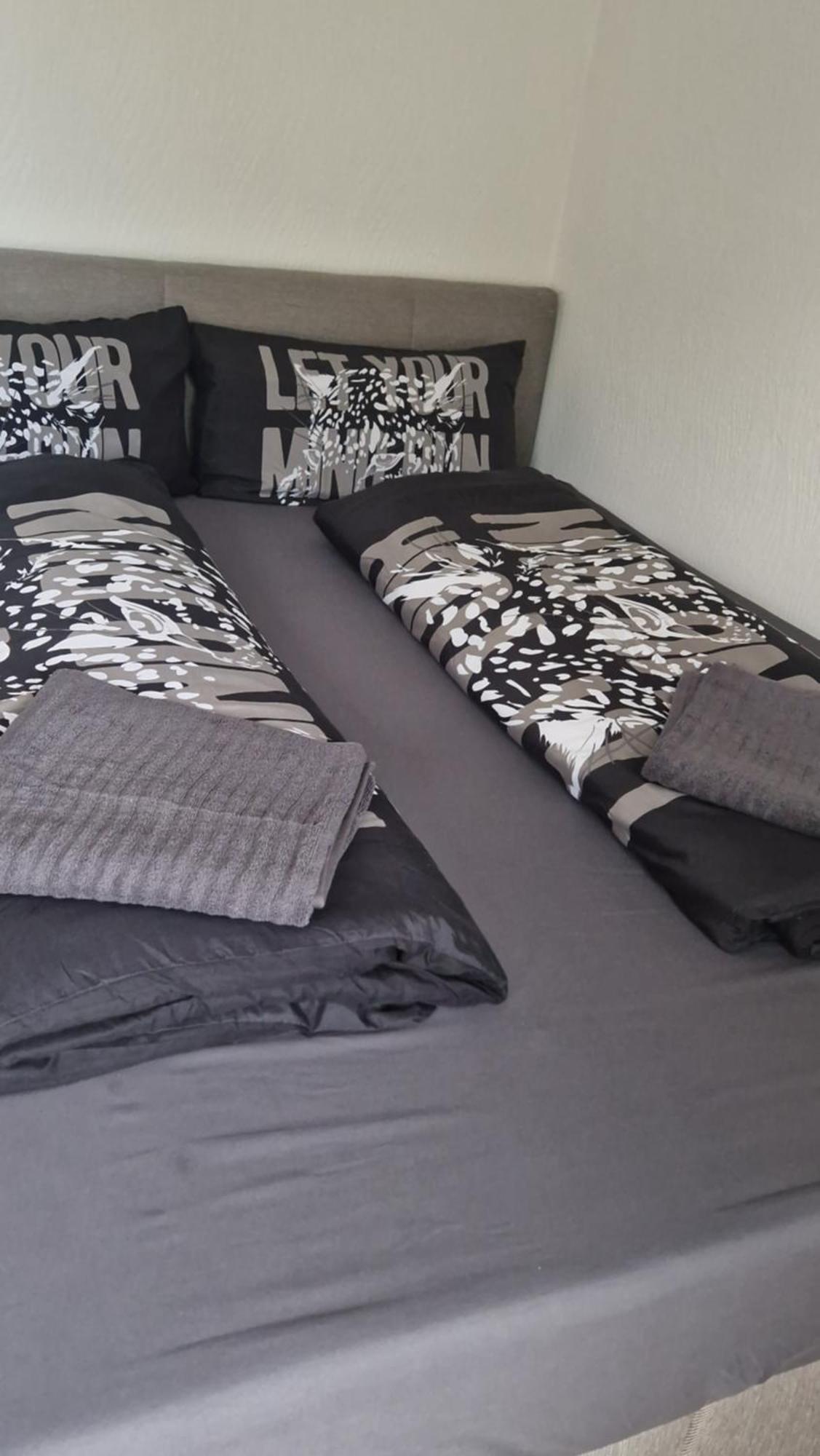 M&Bluxux Apartaments Krefeld Exteriör bild