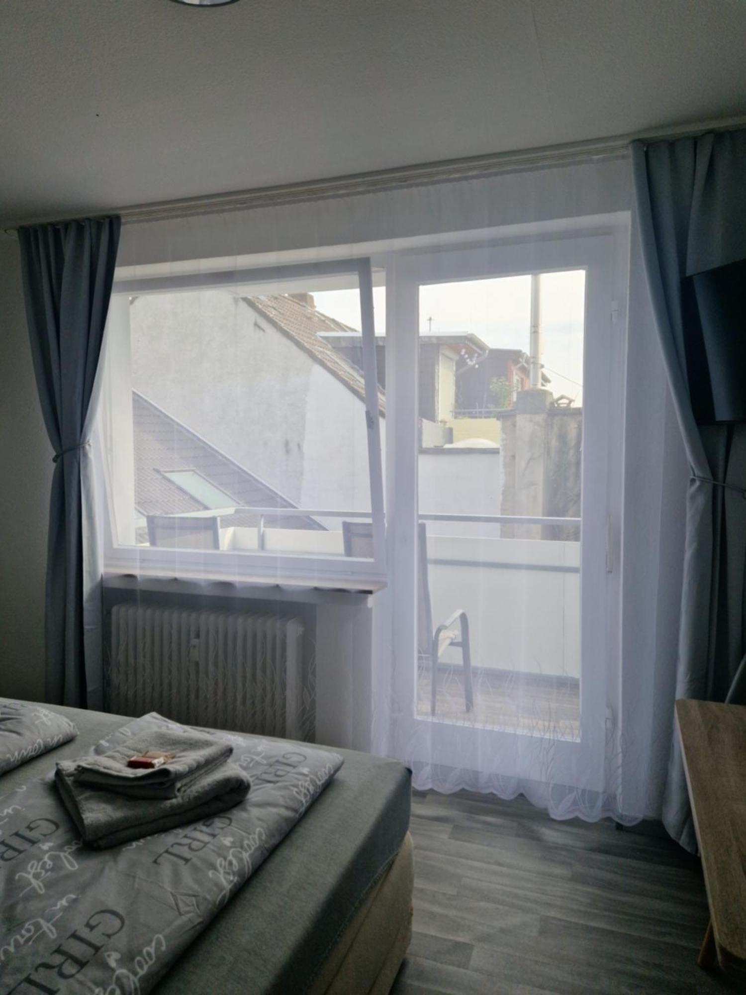 M&Bluxux Apartaments Krefeld Exteriör bild