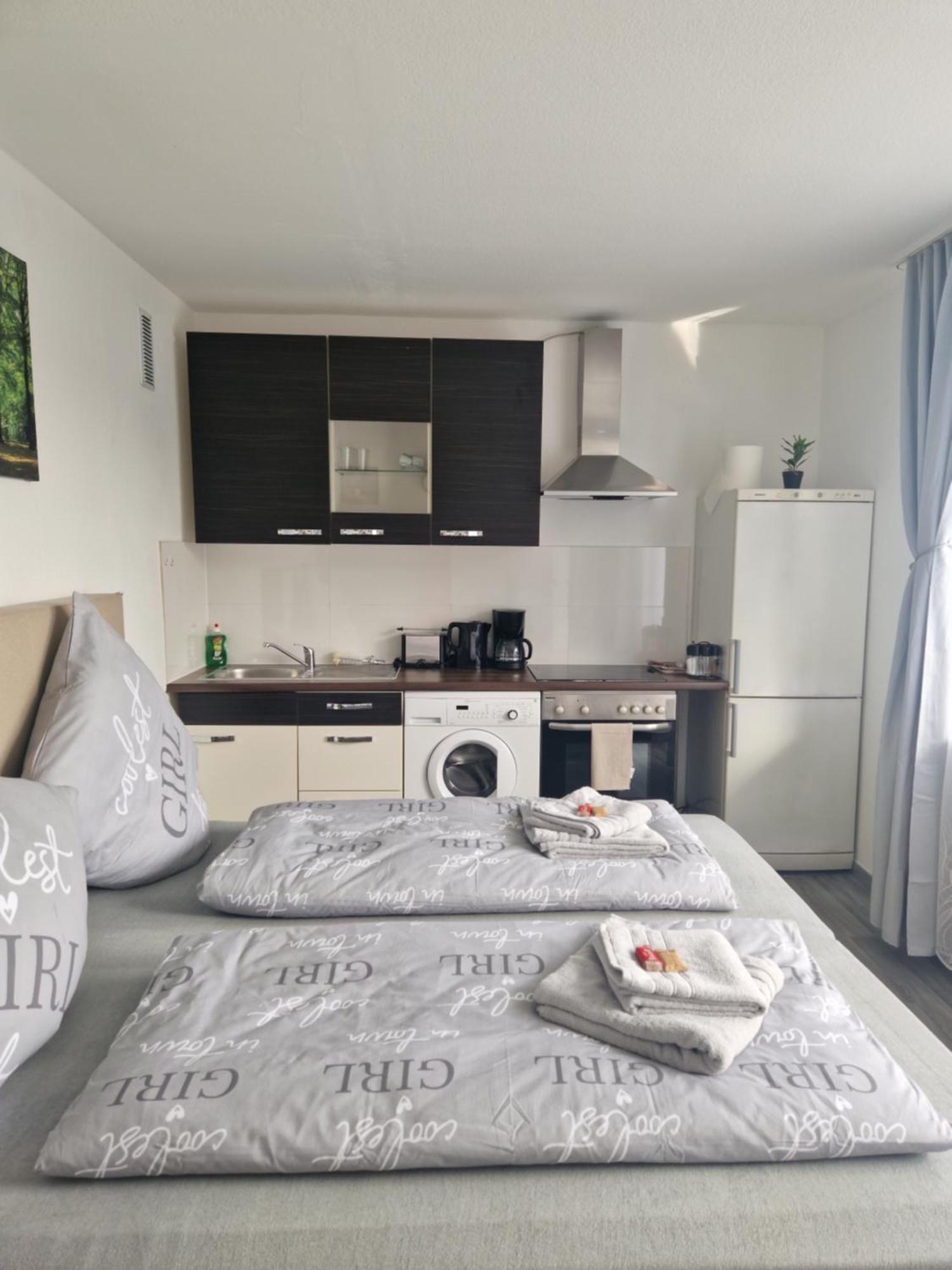 M&Bluxux Apartaments Krefeld Exteriör bild
